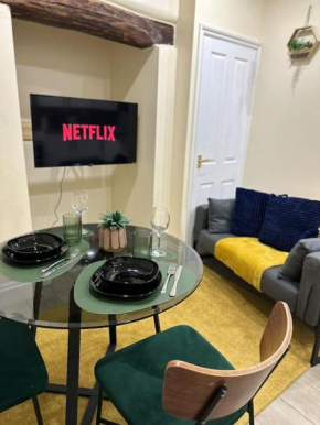 Cosy one bedroom Studio Flat JQ Birmingham